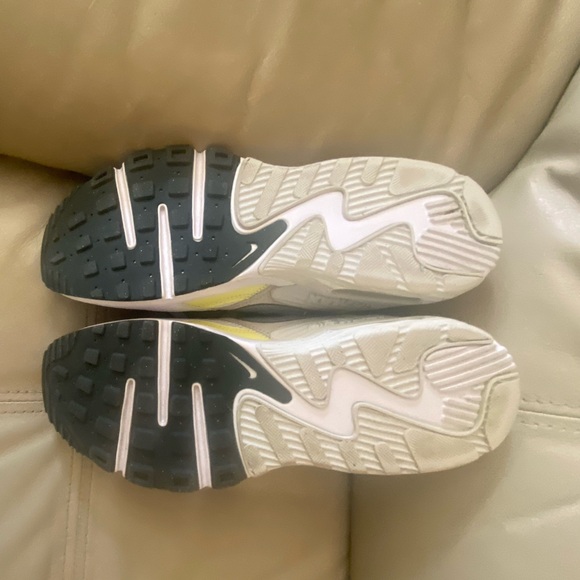 Nike Air Max Excee Light Zitron Metallic Platinum White 2020, Size 8 - Picture 5 of 6